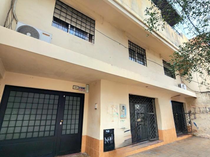 Casa · 250m² · 8 Ambientes · 2 Cocheras