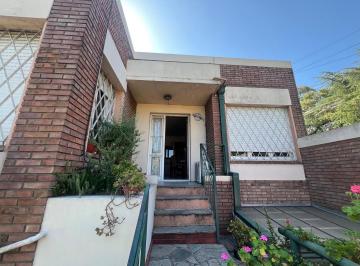 PH · 104m² · 3 Ambientes · Venta PH en Ituzaingo Sur