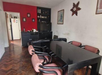 Departamento · 51m² · 4 Ambientes · Departamento en Venta 2 Dorm.. Segundo Piso por Escaleras