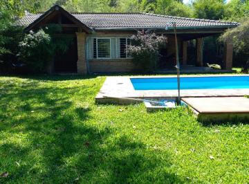Casa · 230m² · 3 Ambientes · 1 Cochera · Casa Apto Crédito en San Antonio de Arredondo