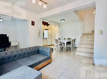 Casa · 77m² · 3 Ambientes · 1 Cochera · Venta Duplex 3 Amb Apto Credito - Sin Expensas - Luis Guillon