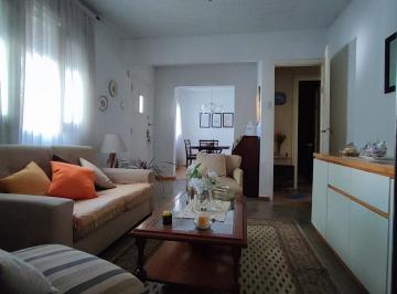 Casa · 194m² · 5 Ambientes · 1 Cochera · Venta Casa 5 Amb. Versalles C/ Cochera, Patio y Terraza