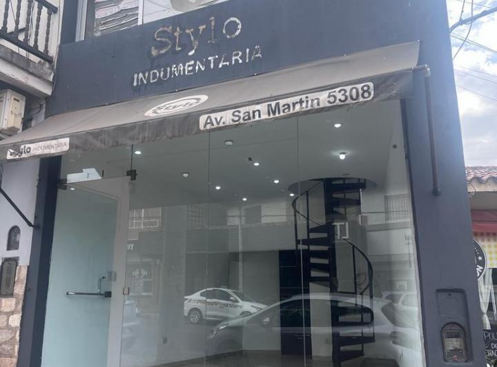Local comercial · 1m²