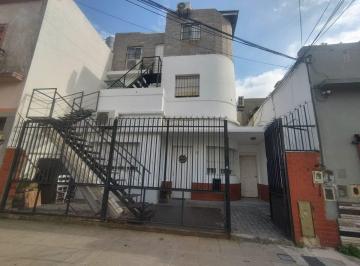 PH · 82m² · 4 Ambientes · Venta PH 5ambientes a Reciclar Crucecita - Avellane