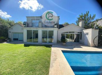 Casa · 280m² · 4 Ambientes · 2 Cocheras · Casa en Alquiler Anual Barrio Cerrado Campos de Álvarez