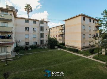 Departamento · 81m² · 4 Dormitorios · Venta Departamento Barrio Arturo Illia