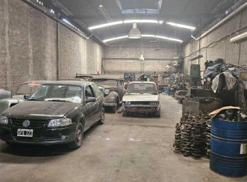 Bodega-Galpón · 385m² · Oportunidad Venta Galpón Merlo