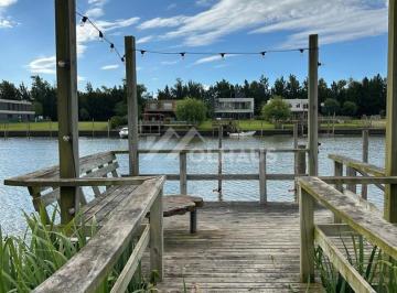 Casa · 236m² · 5 Ambientes · 1 Cochera · Casa en Venta en Barrio Nautico San Juan, Villanueva, Tigre