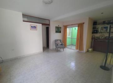 PH de 4 ambientes, Córdoba · En Venta Departameno PH en Marques de Sobr. - Apto Credito/bancor