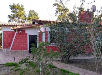 Casa · 100m² · 4 Ambientes · Casa en Venta - 3 Dorm. 1 Baño - 626 m² - Sourigues