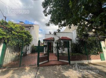 Casa · 120m² · 4 Ambientes · 1 Cochera · Casa en Venta Florida