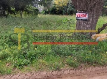 Terreno · 410m² · ¡Tu Proximo Terreno en Villa Gesell Te Espera! Se Vende Lote 400 m²