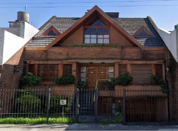 Casa · 358m² · 6 Ambientes · 5 Cocheras · Casa en Belgrano R