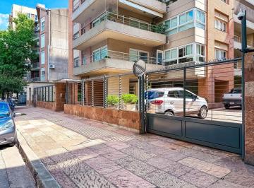 Garage · 13m² · Cochera de 13 m² en Venta en Edificio Laguzzi - Excelente Ubicación en Martínez