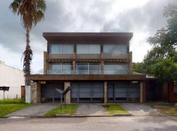 Departamento · 159m² · 5 Ambientes · 2 Cocheras · Triplex en City Bell