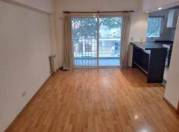 Departamento de 2 ambientes, Villa Urquiza · Alquiler - 2 Ambientes - Semipiso Muy Luminoso - Villa Urquiza