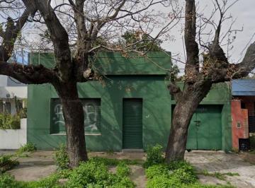 Casa · 200m² · 2 Ambientes · 1 Cochera · Casa en Venta