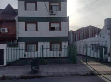 Departamento de 1 ambiente, La Matanza · Departamento de 2 1/2 Ambientes con Patio/jardin. Oportunidad!