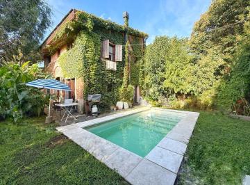 Casa · 175m² · 4 Ambientes · 2 Cocheras · Casa con Piscina · Los Pinares