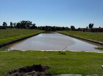 Terreno · 722m² · Lote en Venta en Barrio Nautico Villanueva