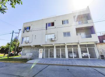 Departamento · 45m² · 2 Ambientes · 1 Cochera · Departamento de 2 Ambientes con Cochera Cubierta en Villa Luzuriaga
