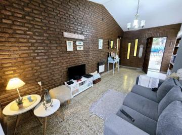 PH · 112m² · 3 Dormitorios · 1 Cochera · Venta PH Las Malvinas 3 Dorm. Carlos Paz