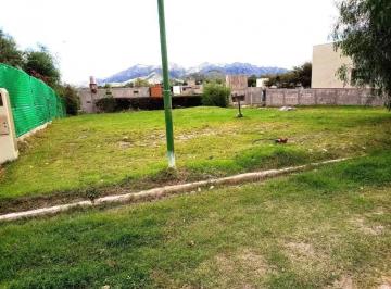 Terreno , Otro · Excelente Lote Altos de Los Puquios