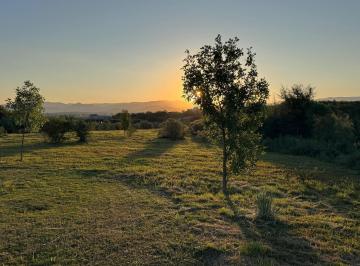 Terreno · 1592m² · Venta Lote - Estancia El Terron - Fondo Golf Hoyo 17 y 18 - N° 476 - 1.592 m²