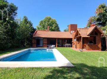 Casa · 100m² · 4 Ambientes · 1 Cochera · La Martona | Toda en Pb