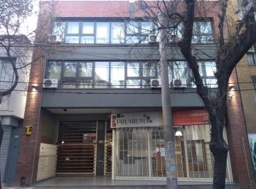 Departamento de 4 ambientes, Ciudad de Mendoza · Departamento Duplex Muy Centrico con Cochera