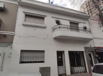 PH · 143m² · 4 Ambientes · Casa Solo Destino Comercial 167 m²