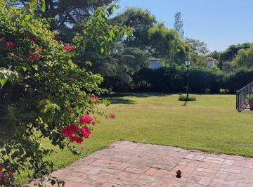 Casa · 444m² · 10 Ambientes · 2 Cocheras · Casa en Venta Villa Allende Golf