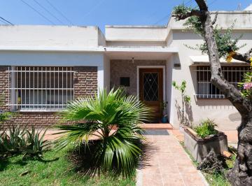 PH · 70m² · 4 Ambientes · 2 Cocheras · T/casa 3 Dormit Cocheras Jardín Todo Pb Terraza