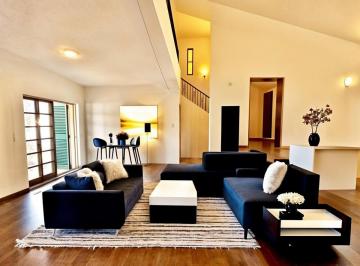 Casa · 130m² · 4 Ambientes · 1 Cochera · Apta Credito Casa 4 Amb Venta Padua Patio Cochera