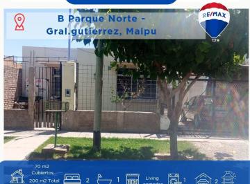 Casa · 70m² · 3 Ambientes · 2 Cocheras · Venta Casa