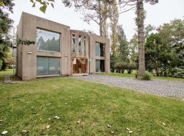 Casa · 455m² · 5 Ambientes · 3 Cocheras · Casa en Venta 2 Dorm. en Olivos Golf Club Estilo Moderna y Amplia Recepción, Pilar, G. B. a. Zo