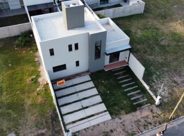 Casa · 165m² · 6 Ambientes · 2 Cocheras · Venta Casa 3 Dorm. (Uno en Pb) Rincones de Manantiales, Córdoba