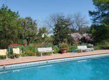 Quinta vacacional · 631m² · 7 Ambientes · Fracción con Excelente Casa en Venta en General Rodríguez, G. B. a. Zona Oeste