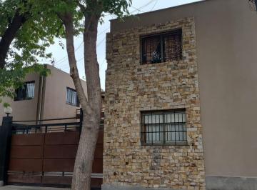 Departamento · 3 Ambientes · 1 Cochera · Departamento en Alquiler en Dorrego