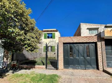 PH · 275m² · 4 Ambientes · 2 Cocheras · Dúplex en Alquiler, B° San Lorenzo Sur