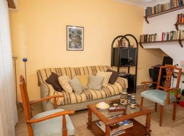 Casa · 153m² · 6 Ambientes · 1 Cochera · Casa en Santa Fe