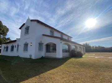 Casa de 4 ambientes, Santa Ana · Venta | Campos del Virrey | Adm Krivoruk