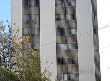 Departamento · 56m² · 3 Ambientes · 1 Cochera · Centro - Venta - Increible Oportunidad! 2d C/ Cochera!