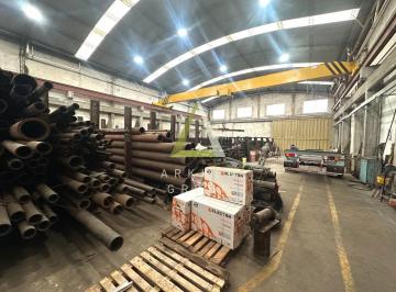 Bodega-Galpón · 566m² · Galpón en Alquiler en Villa Martelli