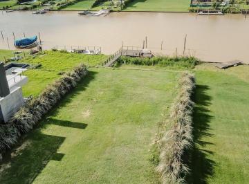 Terreno · 1200m² · Exclusivo Lote con Amarra en Barrio San Juan