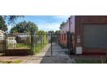 Garage · 30m² · Granadero Baigorria, Cochera Nº 4 - Alquiler