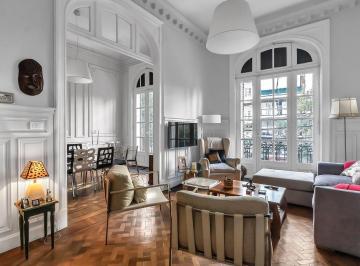 Departamento · 209m² · 6 Ambientes · Departamento en Venta Estilo Francés Reciclado, 3 Dorm..