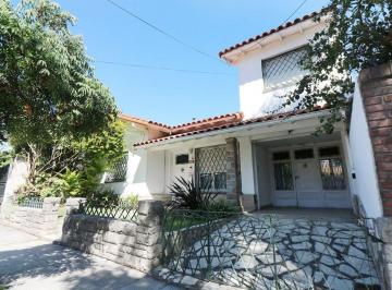 Casa · 124m² · 4 Ambientes · 1 Cochera · Venta Casa 4 Amb Billinghurst 1800 - Beccar - Bsas