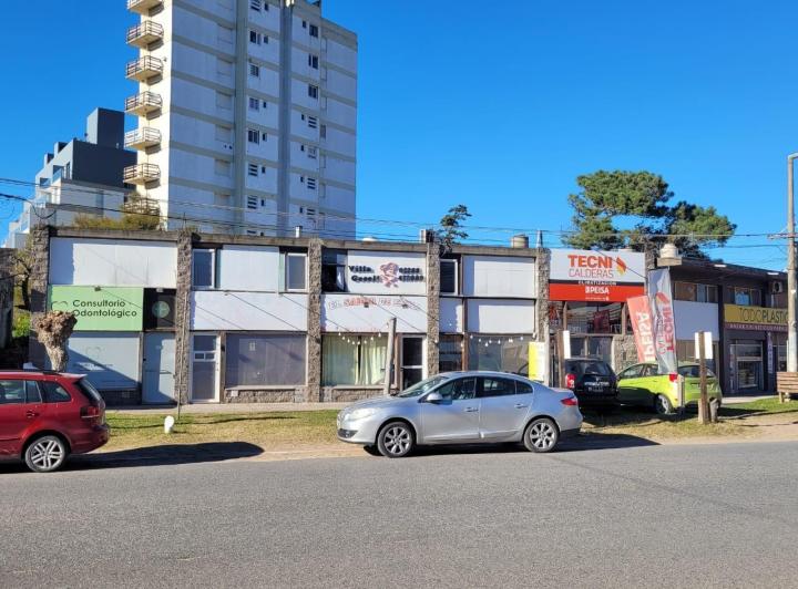 Local comercial · 320m² · 5 Ambientes