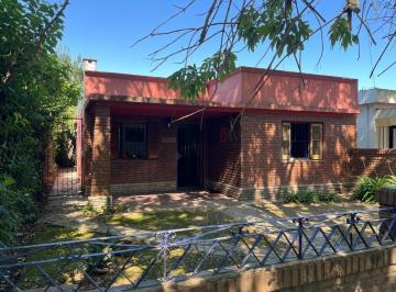 Casa · 100m² · 3 Ambientes · Venta de Casa en Bella Vista Oportunidad Inversión